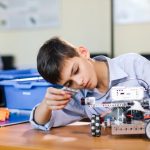 how Kids learning Robotics